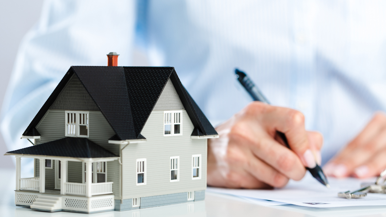 Kredyt hipoteczny na mieszkanie lub dom – ekspert wyjaśnia